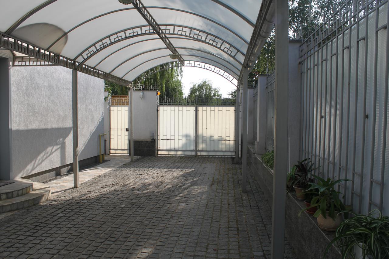招待所 Bortnichi House 基輔